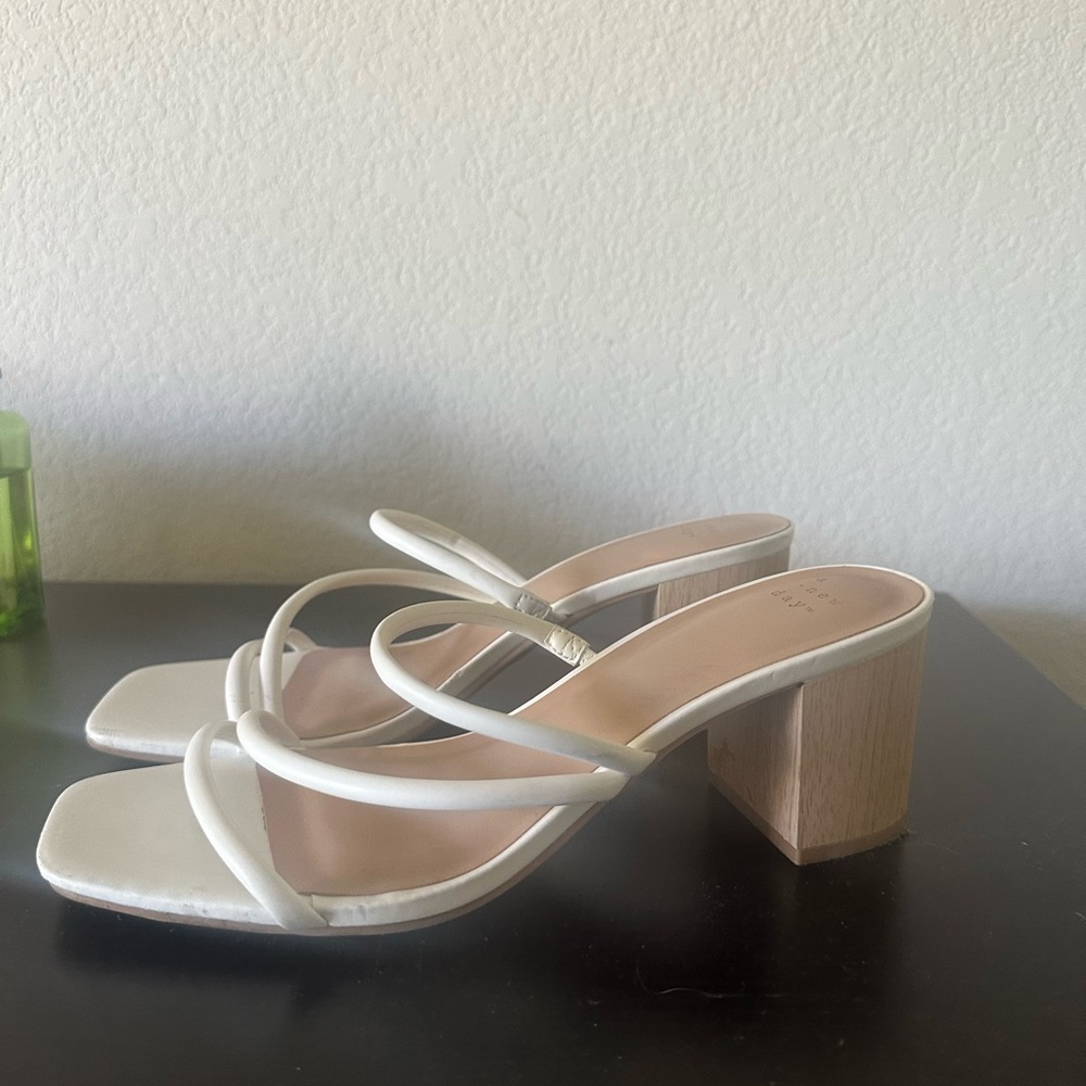 Elegant White Block Heel Sandals
